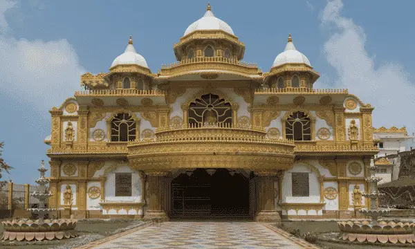 Temples in India Offering Free Food 